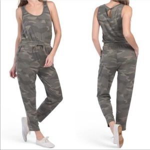 Splendid Grey Jumpsuit size small
